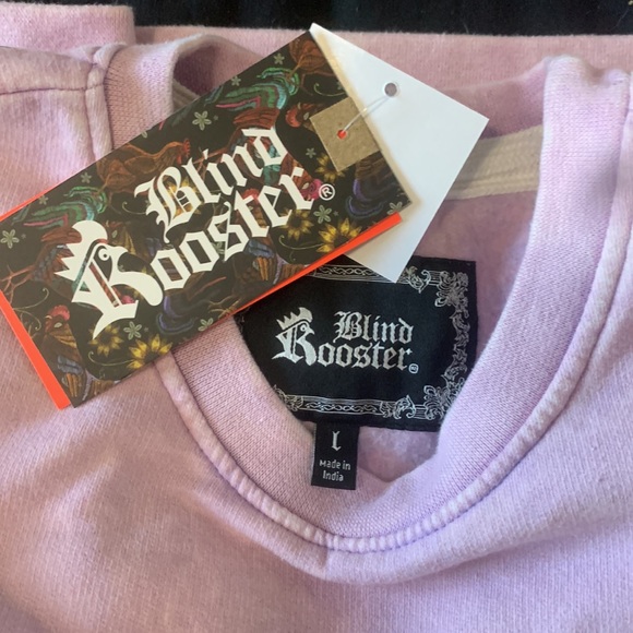 Never worn or washed. - Picture 4 of 5